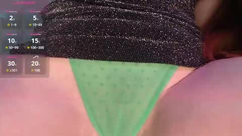 Snapshot of _fox_sexy_ chatting on 02-27-25, 12:02 fox sexy online show from 02-27-25, 12:02