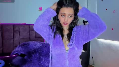 Gabby online show from 02-16-25, 05:26