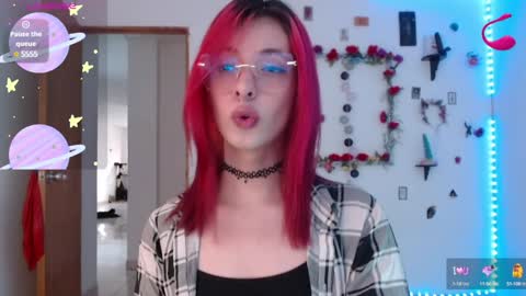 Snapshot of _galya_ chatting on 02-06-25, 01:54 Galya online show from 02-06-25, 01:54