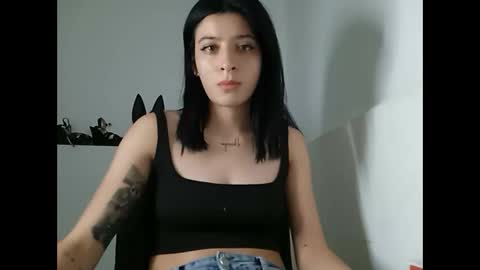 Mia-foster online show from 02-12-25, 01:30