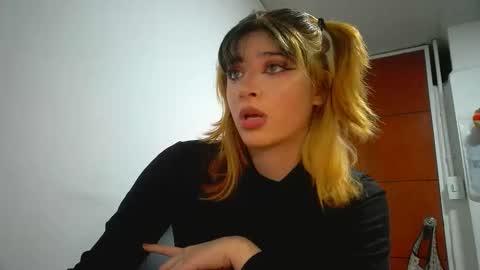 Mia-foster online show from 03-04-26, 11:55