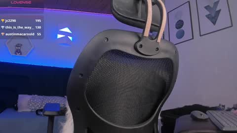 Snapshot of _giarose chatting on 02-18-25, 08:36 Gia Rose online show from 02-18-25, 08:36