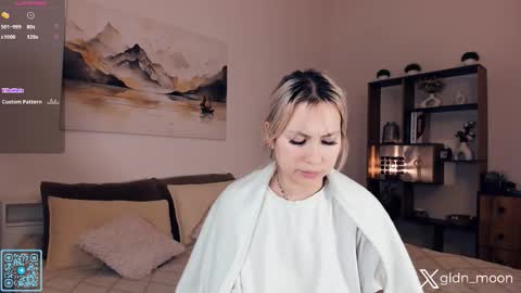 Rina online show from 12-22-25, 08:17