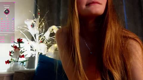 Snapshot of _green_green_ chatting on 01-09-25, 07:21 Milly online show from 01-09-25, 07:21