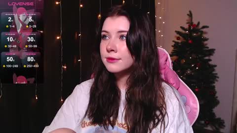 Tori online show from 01-08-25, 11:10