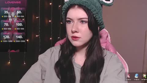 Tori online show from 01-28-25, 11:38