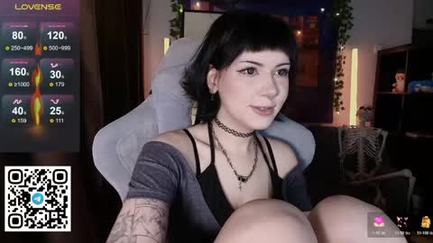 Tori online show from 04-13-26, 08:53