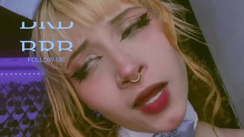 Snapshot of _heavenly_blue_ chatting on 12-12-24, 05:42 Bluey online show from 12-12-24, 05:42