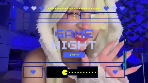 Snapshot of _heavenly_blue_ chatting on 11-17-25, 12:16 Bluey online show from 11-17-25, 12:16