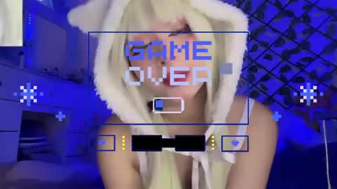 Snapshot of _heavenly_blue_ chatting on 06-25-26, 05:12 Bluey online show from 06-25-26, 05:12