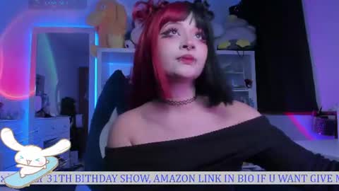 Snapshot of _heavenly_blue_ chatting on 06-30-26, 12:44 Bluey online show from 06-30-26, 12:44