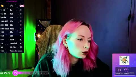 Snapshot of _helencarter chatting on 05-26-26, 08:38 Helen Carter 3 Next stream 2330 MSC online show from 05-26-26, 08:38