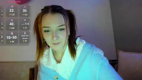 Snapshot of _hey_scarlett_ chatting on 12-20-24, 02:27 _hey_scarlett_ online show from 12-20-24, 02:27