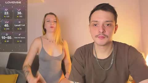 Snapshot of _hey_scarlett_ chatting on 10-13-25, 01:55 _hey_scarlett_ online show from 10-13-25, 01:55