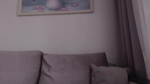 Snapshot of _hidden_frommymoom_ chatting on 02-23-26, 05:27 Criss4u online show from 02-23-26, 05:27