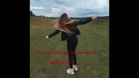 Snapshot of _hidden_frommymoom_ chatting on 02-26-26, 11:31 Criss4u online show from 02-26-26, 11:31