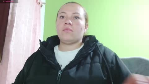 Snapshot of _honey1_ chatting on 02-14-26, 10:34 Honey online show from 02-14-26, 10:34