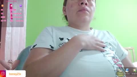 Snapshot of _honey1_ chatting on 02-27-26, 10:37 Honey online show from 02-27-26, 10:37