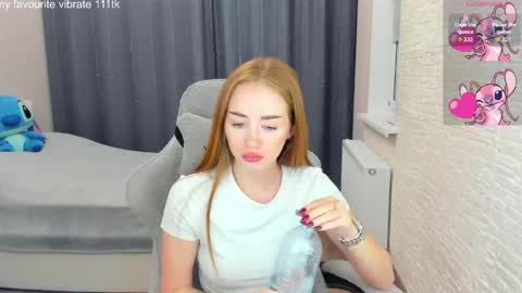 Snapshot of _hot_mia_1 chatting on 05-21-26, 05:09 _hot_mia_1 online show from 05-21-26, 05:09