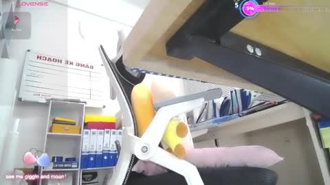 Ariel online show from 01-17-26, 03:22