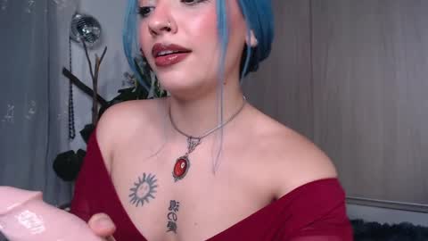 Jenn  online show from 04-17-26, 11:41