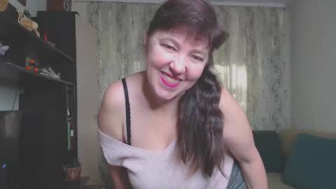 Snapshot of _illusion_ chatting on 09-11-25, 05:29 Illusion online show from 09-11-25, 05:29