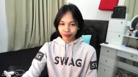 yanie online show from 02-18-26, 03:08