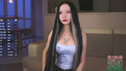 you Mia online show from 06-12-26, 04:17