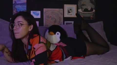 Irene    online show from 10-03-25, 02:41