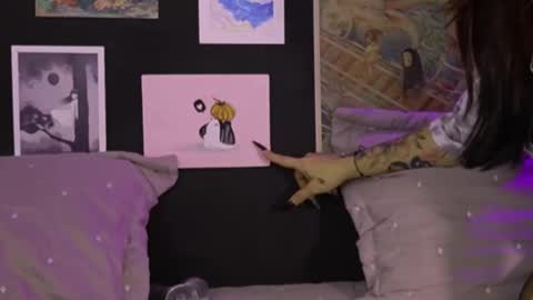 Irene    online show from 11-28-25, 04:48