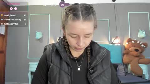 Isa online show from 03-11-26, 01:17