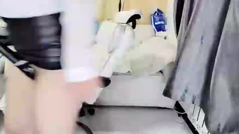 UU online show from 01-19-25, 04:04