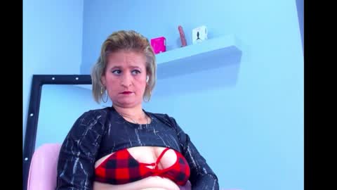 JADE  online show from 02-06-26, 01:14