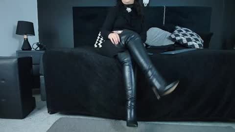 Miss Jade online show from 10-20-25, 11:43