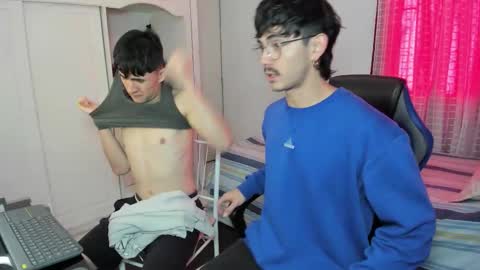 Snapshot of _jamesboy chatting on 11-01-25, 09:50 James online show from 11-01-25, 09:50