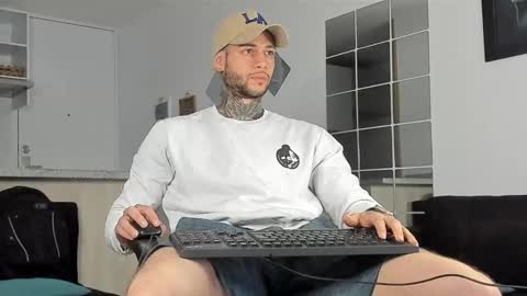 jeison online show from 01-06-25, 01:08