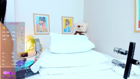 _jasminnee_ online show from 03-01-26, 01:24