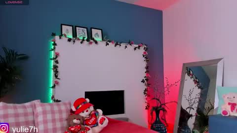 Snapshot of _jessy_moon_ chatting on 02-11-26, 07:52 ... online show from 02-11-26, 07:52