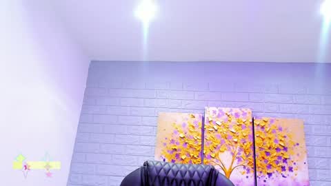 Snapshot of _jireh33_ chatting on 02-06-25, 11:37 online show from 02-06-25, 11:37