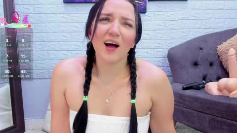 Snapshot of _jireh33_ chatting on 09-10-25, 07:36 online show from 09-10-25, 07:36