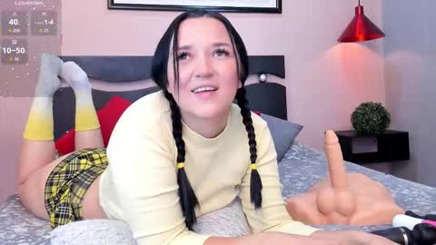 Snapshot of _jireh33_ chatting on 10-23-25, 02:27 online show from 10-23-25, 02:27