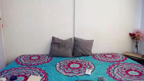 Joanne  Oliver online show from 09-19-25, 05:13