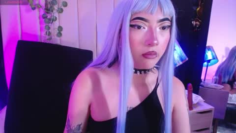 Mia online show from 12-20-24, 02:05