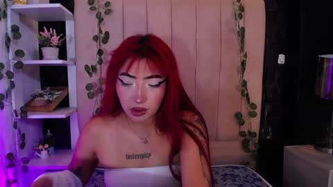 Mia online show from 02-03-25, 05:03