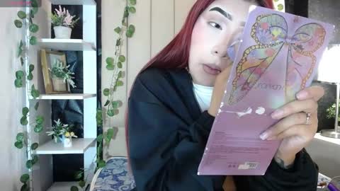 Mia online show from 02-21-25, 02:06