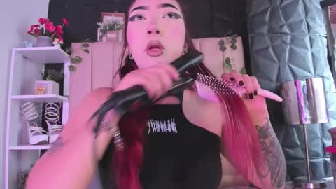 Mia online show from 02-23-26, 02:36