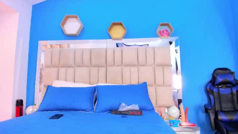 _johnson_alana online show from 09-27-25, 12:32