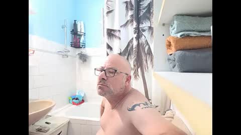 Snapshot of _joker69_ chatting on 05-28-26, 02:31 Joker online show from 05-28-26, 02:31