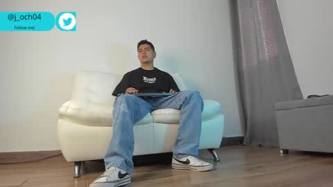 Snapshot of _juanes__ chatting on 12-30-24, 03:02 _juanes__ online show from 12-30-24, 03:02