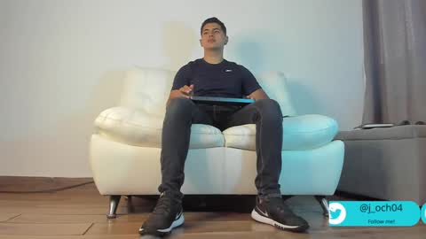 Snapshot of _juanes__ chatting on 01-12-25, 08:14 _juanes__ online show from 01-12-25, 08:14